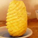 von-nana-kunstvoll-geschalte-ananas